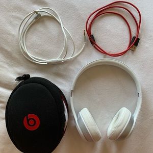Wireless BEATS SOLO Headphones